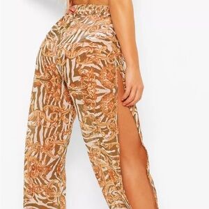 NWT BooHoo Scarf Baroque Print Tie Ankle Beach‎ Trouser, Women’s Size Medium